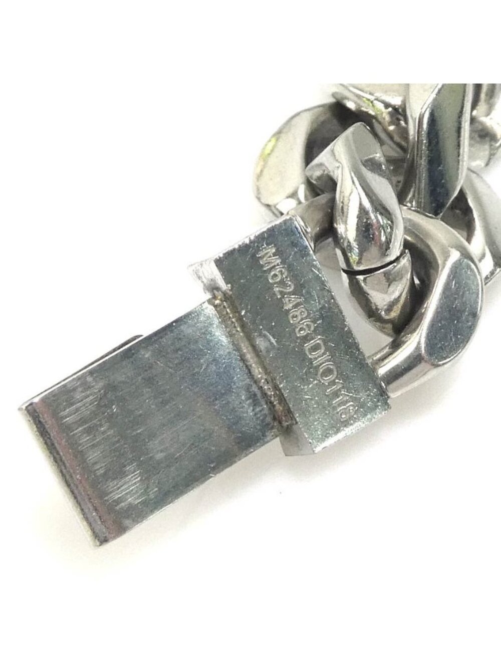 Louis Vuitton Bracelet LV Signature - Picture 9 of 10